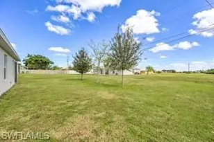 927 SE 5th Ct, Cape Coral, FL 33990 - Photo 33