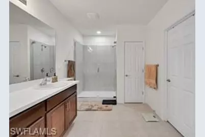 927 SE 5th Ct, Cape Coral, FL 33990 - Photo 19