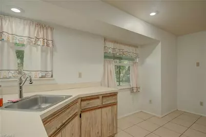 12606 6th St, Fort Myers, FL 33905 - Photo 11