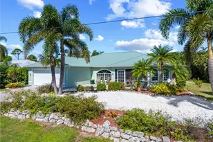 7660 Grande Pine Rd, Bokeelia, FL 33922 - Photo 23