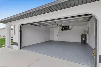 1324 SE 22nd Ter, Cape Coral, FL 33990 - Photo 3