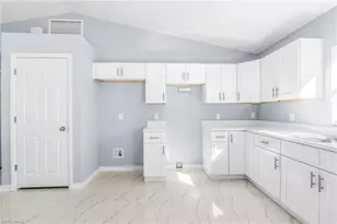 945 Memphis Ave S, Lehigh Acres, FL 33974 - Photo 23