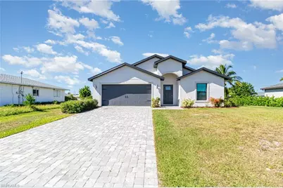 1206 NE 13th Pl, Cape Coral, FL 33909 - Photo 1