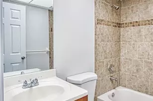 12471 McGregor Blvd, Fort Myers, FL 33919 - Photo 33