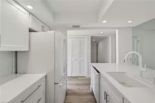 1610 Middle Gulf Dr, Sanibel, FL 33957 - Photo 9