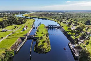 1159 Lock Ln, Moore Haven, FL 33471 - Photo 35