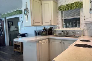 11011 Sunglow Ln, Fort Myers, FL 33908 - Photo 3