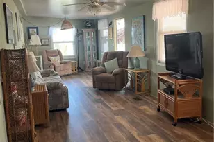 11011 Sunglow Ln, Fort Myers, FL 33908 - Photo 7