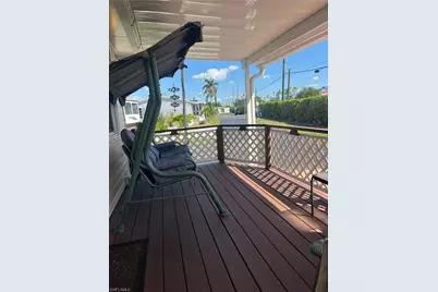 11011 Sunglow Ln, Fort Myers, FL 33908 - Photo 9