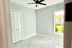 329 NE 6th St, Cape Coral, FL 33909 - Photo 21