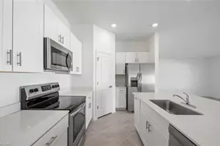 2219 NW 3rd Ave, Cape Coral, FL 33993 - Photo 7