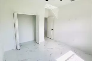 2619 44th St W, Lehigh Acres, FL 33971 - Photo 7