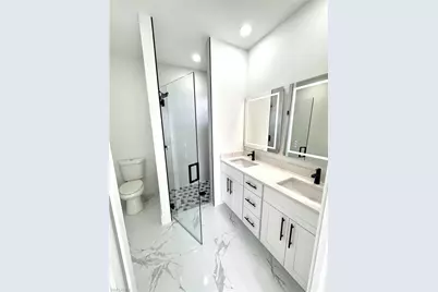 2619 44th St W, Lehigh Acres, FL 33971 - Photo 9