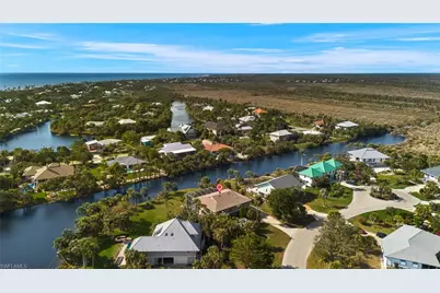 673 E Rocks Dr, Sanibel, FL 33957 - Photo 41