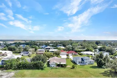 6910 Circle Dr, Fort Myers, FL 33905 - Photo 33