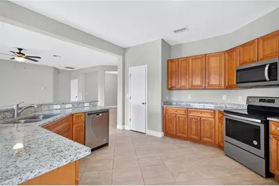 2531 NE 6th Ave, Cape Coral, FL 33909 - Photo 11