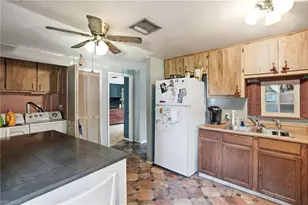 868 Avalon Ave, Labelle, FL 33935 - Photo 11