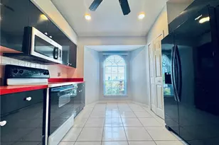 1320 SE 6th Ave, Cape Coral, FL 33990 - Photo 11