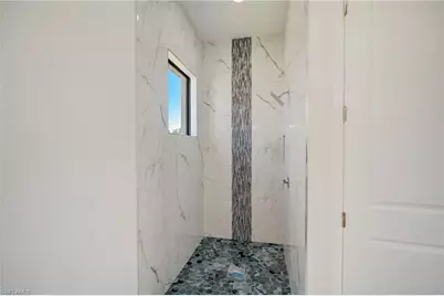 904 Asher St E, Lehigh Acres, FL 33974 - Photo 17