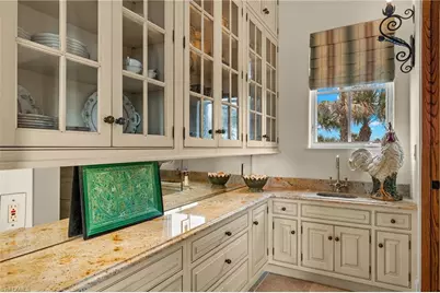 4972 Joewood Dr, Sanibel, FL 33957 - Photo 9