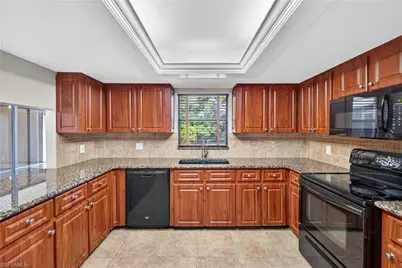 5490 Governors Dr, Fort Myers, FL 33907 - Photo 15