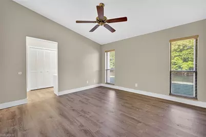 5490 Governors Dr, Fort Myers, FL 33907 - Photo 17