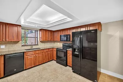 5490 Governors Dr, Fort Myers, FL 33907 - Photo 11