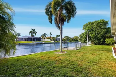 1012 SE 5th Ter, Cape Coral, FL 33990 - Photo 39