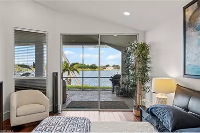 213 SE 6th St, Cape Coral, FL 33990 - Photo 19