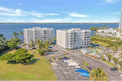 2875 Palm Beach Blvd #205, Fort Myers, FL 33916 - Photo 1