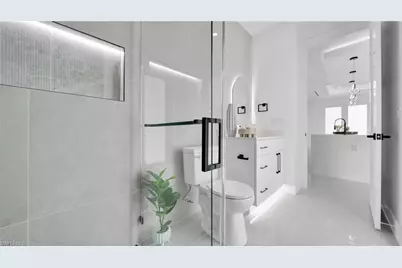 2601 44th St SW, Lehigh Acres, FL 33976 - Photo 19