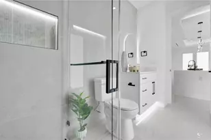 2601 44th St SW, Lehigh Acres, FL 33976 - Photo 19