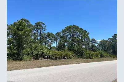 1135 Jaguar Blvd, Lehigh Acres, FL 33974 - Photo 3
