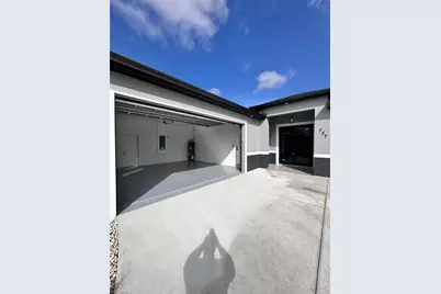 737 Cairo St E, Lehigh Acres, FL 33974 - Photo 3