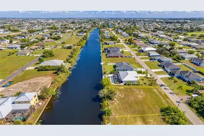 2901 SW 2nd Ter, Cape Coral, FL 33991 - Photo 11