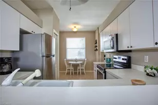 8056 Queen Palm Ln, Fort Myers, FL 33966 - Photo 11