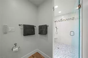 2011 Mitzi Ln, Sanibel, FL 33957 - Photo 21