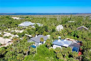 2011 Mitzi Ln, Sanibel, FL 33957 - Photo 41