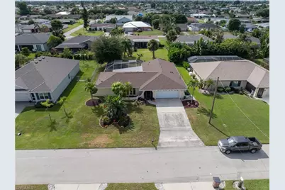 1120 SE 29th Ter, Cape Coral, FL 33904 - Photo 27