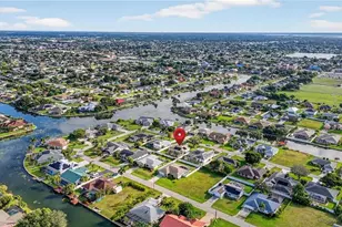 412 SE 13th Ave, Cape Coral, FL 33990 - Photo 37