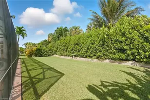 9836 Los Altos Ct, Fort Myers, FL 33919 - Photo 13