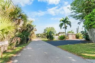 2256 Marina Park Dr, Fort Myers, FL 33905 - Photo 11