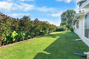 2256 Marina Park Dr, Fort Myers, FL 33905 - Photo 13