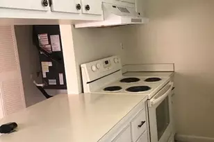 5837 Queen Elizabeth Way, Fort Myers, FL 33907 - Photo 5