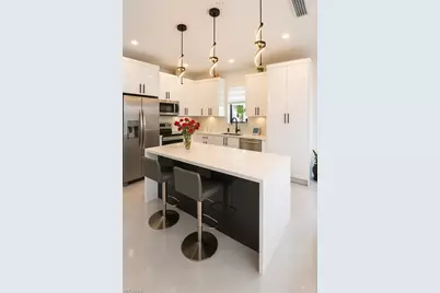 1109 NW 8th Ter, Cape Coral, FL 33993 - Photo 5