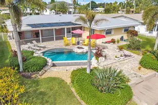 5305 Malaluka Ct, Cape Coral, FL 33904 - Photo 37