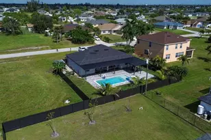 2750 NW 4th Terrace, Cape Coral, FL 33993 - Photo 13