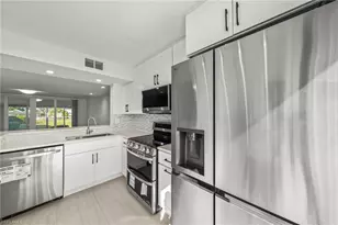 18052 San Carlos Blvd, Fort Myers Beach, FL 33931 - Photo 9