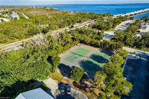 1250 Tennisplace Ct, Sanibel, FL 33957 - Photo 29