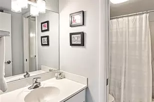 1250 Tennisplace Ct, Sanibel, FL 33957 - Photo 25